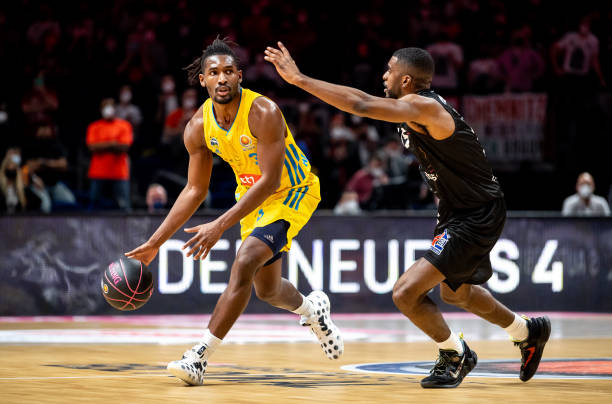 功勋球员 功勋球员