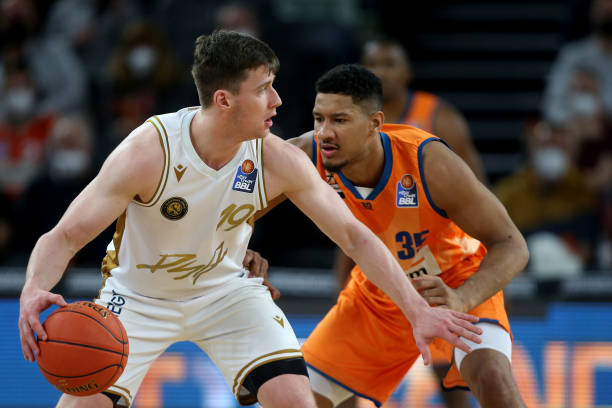 面的博弈 面的博弈